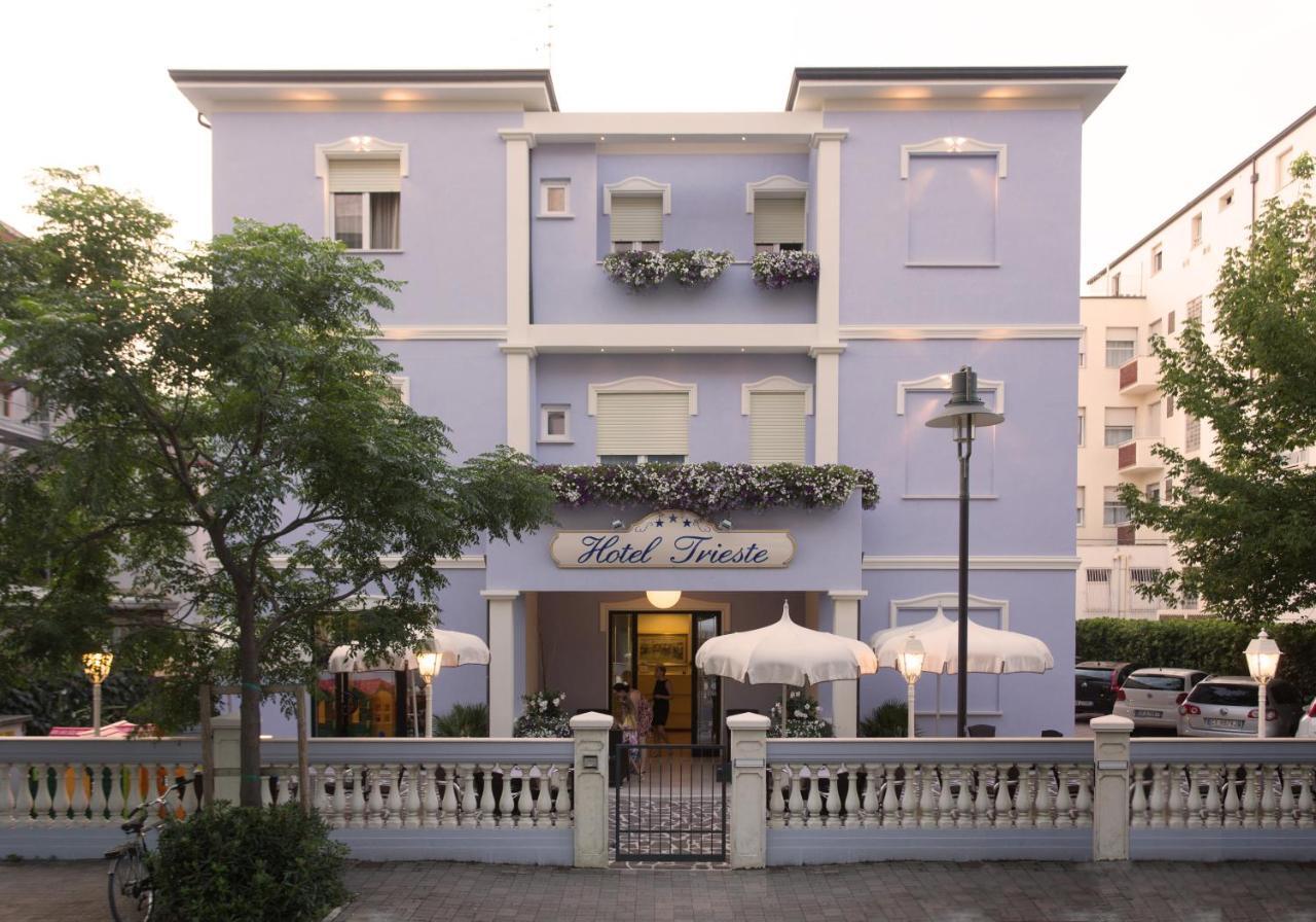 Hotel Trieste Cesenatico Exterior photo